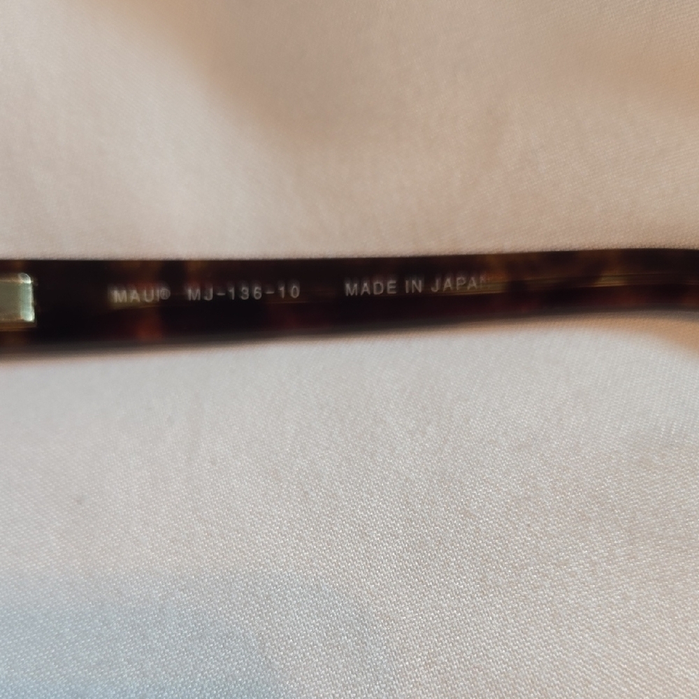 Maui Jim Brown Tortoise Sunglasses - Picture 3 of 5